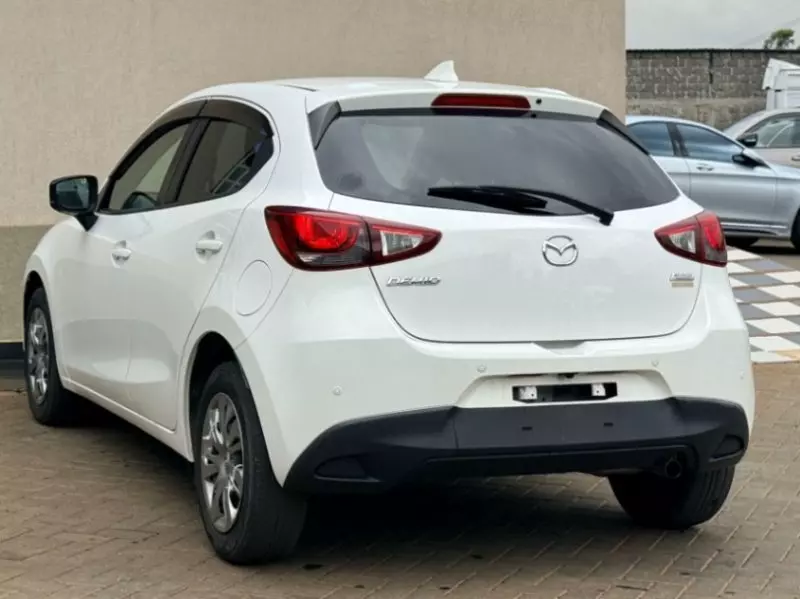 Mazda Demio    - 2019