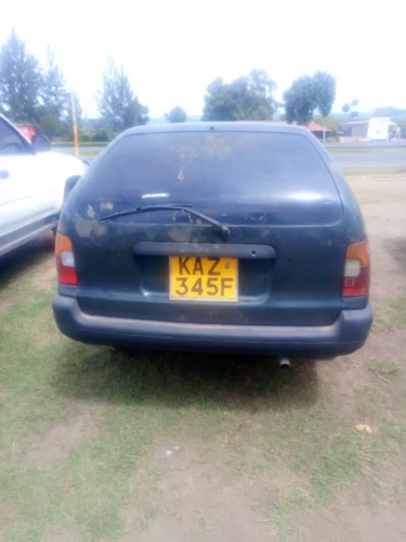 Toyota 110   - 2000