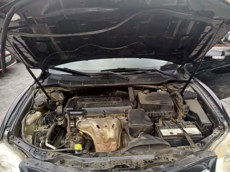 Toyota Camry   - 2009