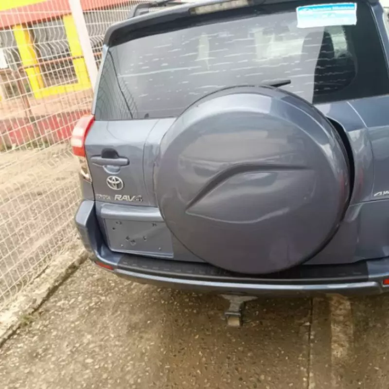Toyota RAV4   - 2009