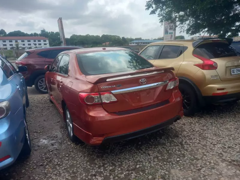 Toyota Corolla   - 2013