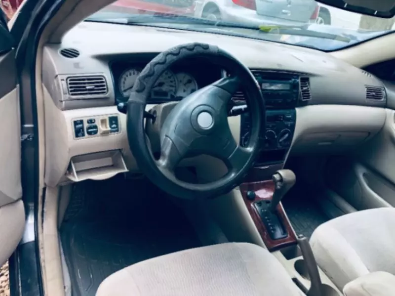 Toyota corolla   - 2005