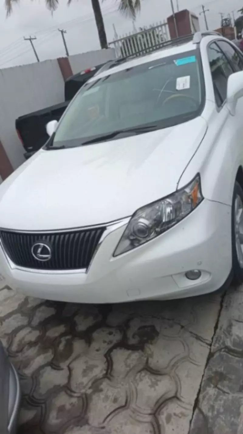 Lexus RX 500h   - 2011