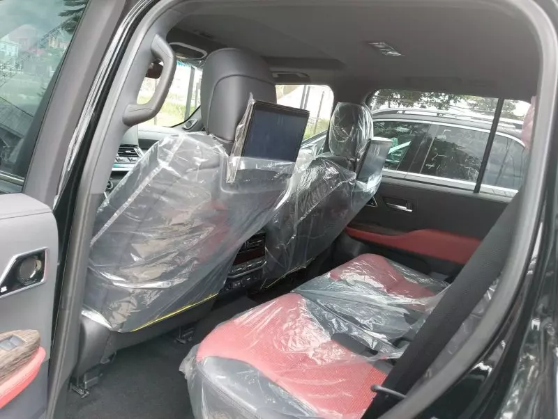 Toyota  Land Cruiser VXR V8   - 2024
