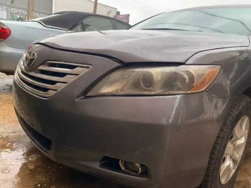 Toyota Camry   - 2008