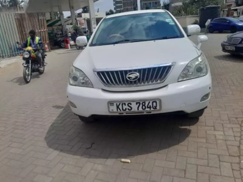 Toyota Harrier   - 2012