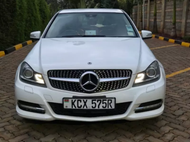 Mercedes-Benz C 180   - 2012