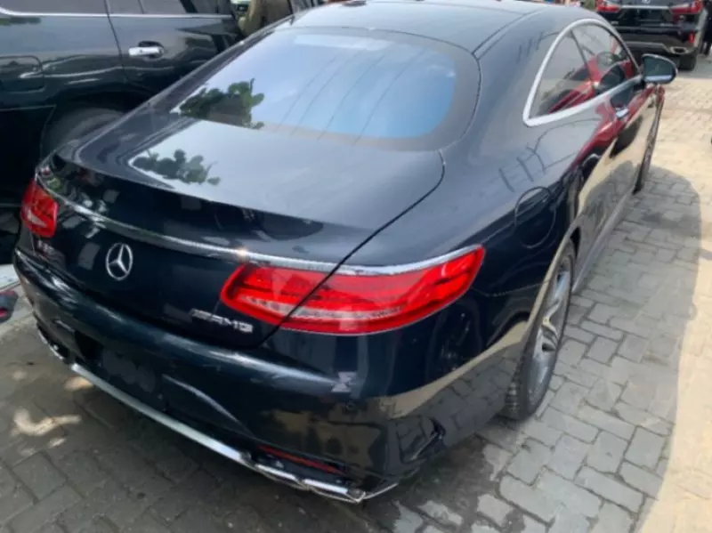 Mercedes-Benz S 63 AMG - 2014