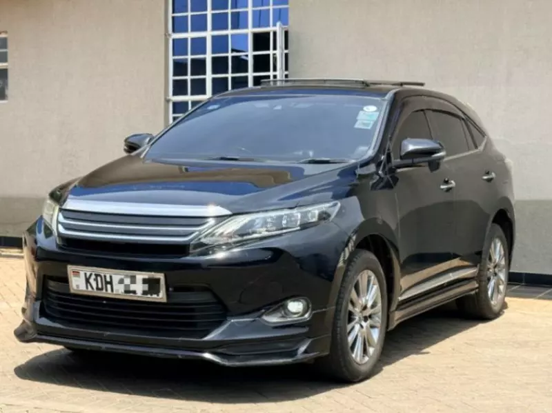 Toyota Harrier   - 2015
