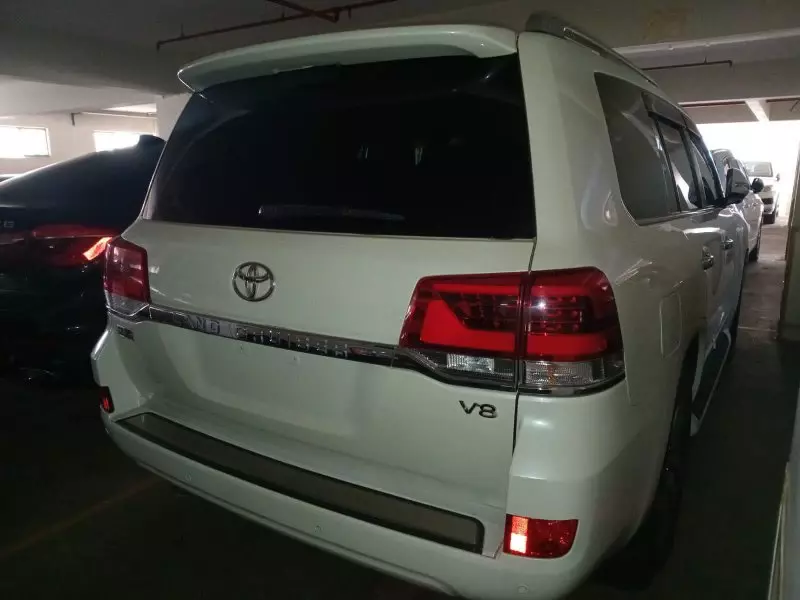 Toyota Landcruiser Prado   - 2017