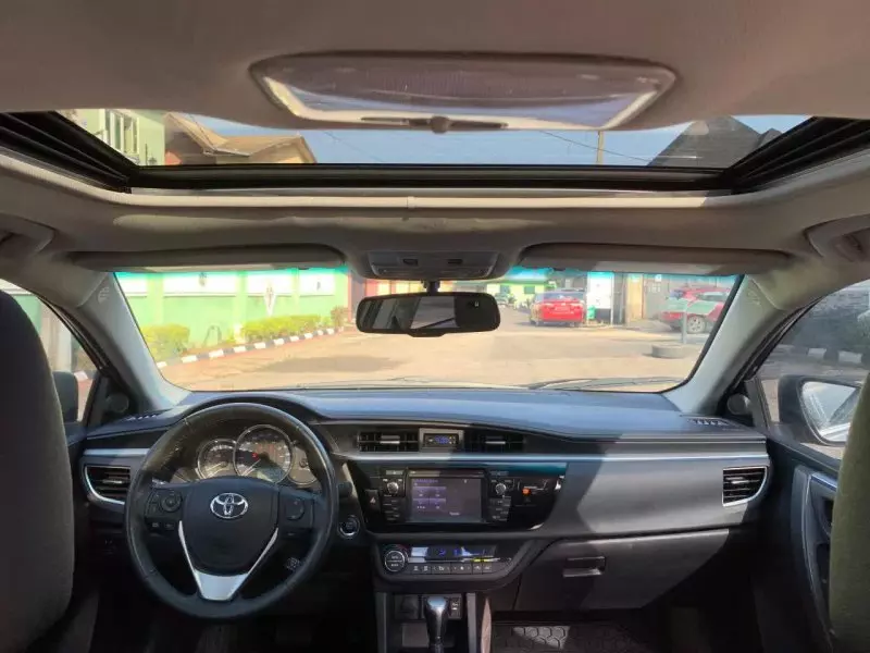 Toyota Corolla   - 2015