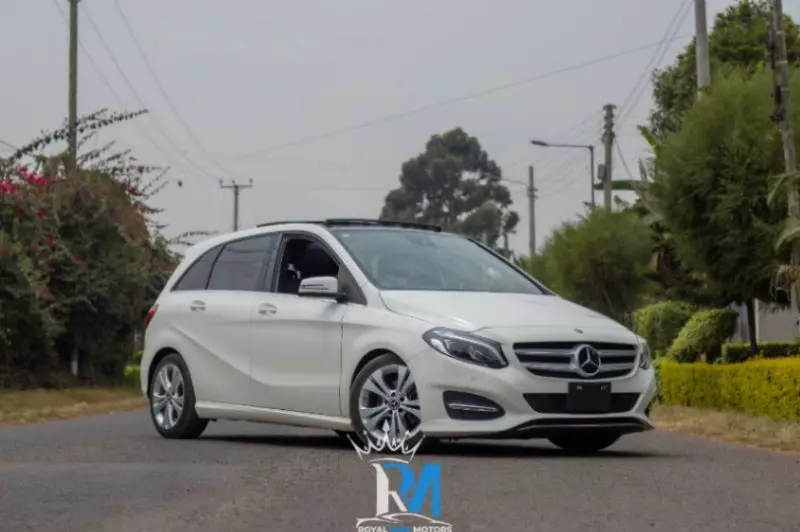 Mercedes-Benz B 180   - 2018