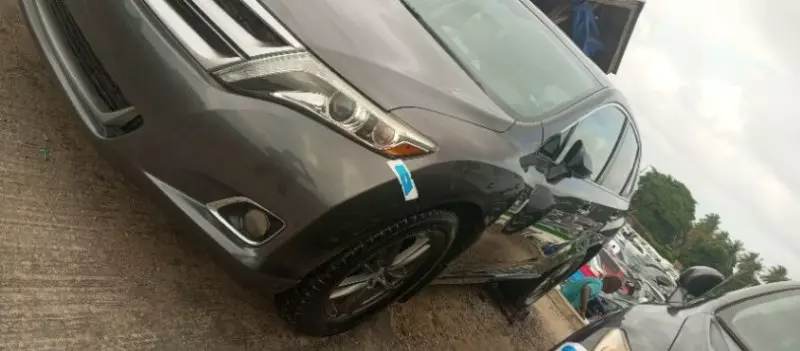 Toyota Venza   - 2014