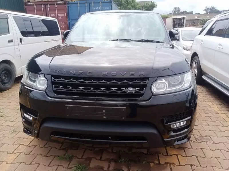 Land Rover Discovery Sport   - 2016