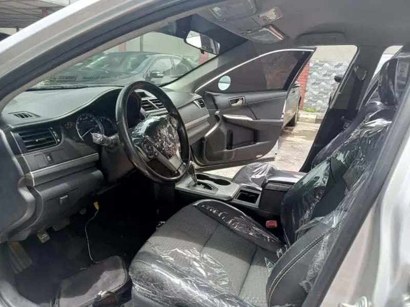 Toyota Camry   - 2013