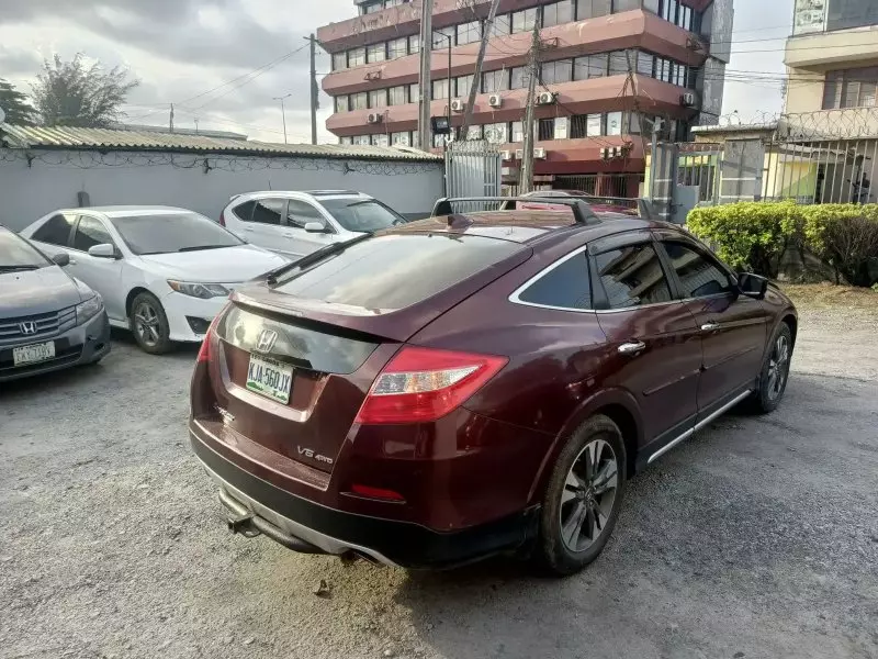 Honda Crosstour   - 2015