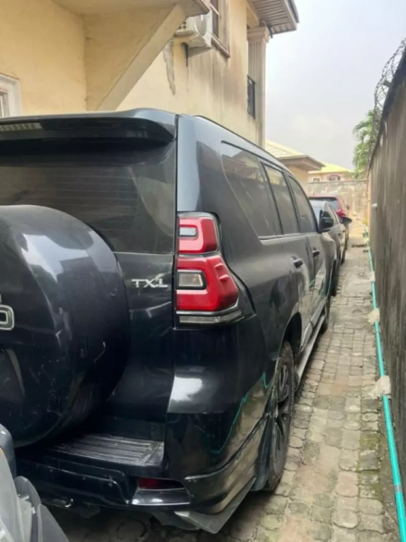 Toyota Landcruiser Prado