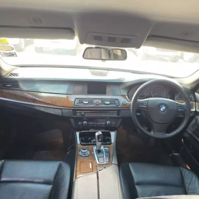 BMW 520   - 2012