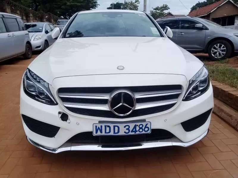 Mercedes-Benz C 200   - 2012