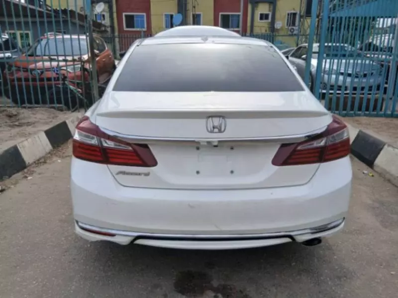 Honda Accord   - 2014