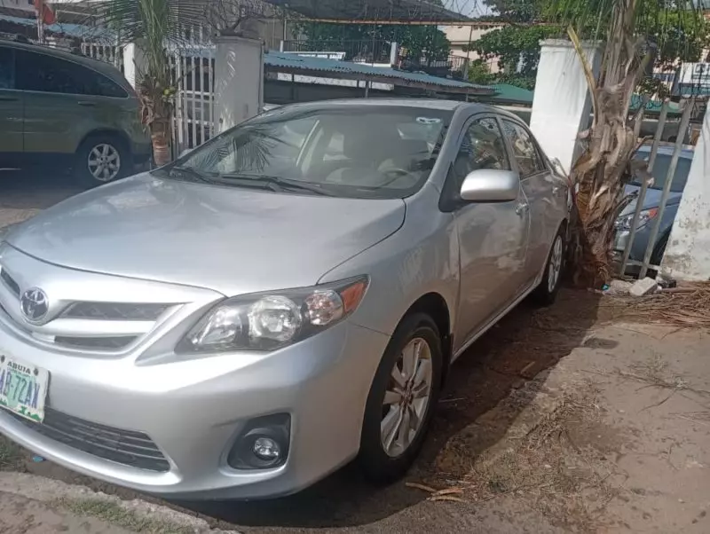 Toyota Corolla   - 2010