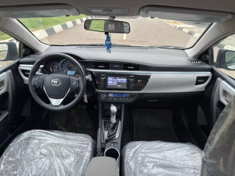 Toyota Corolla   - 2016