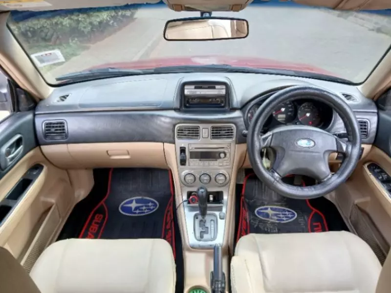 Subaru Forester   - 2005