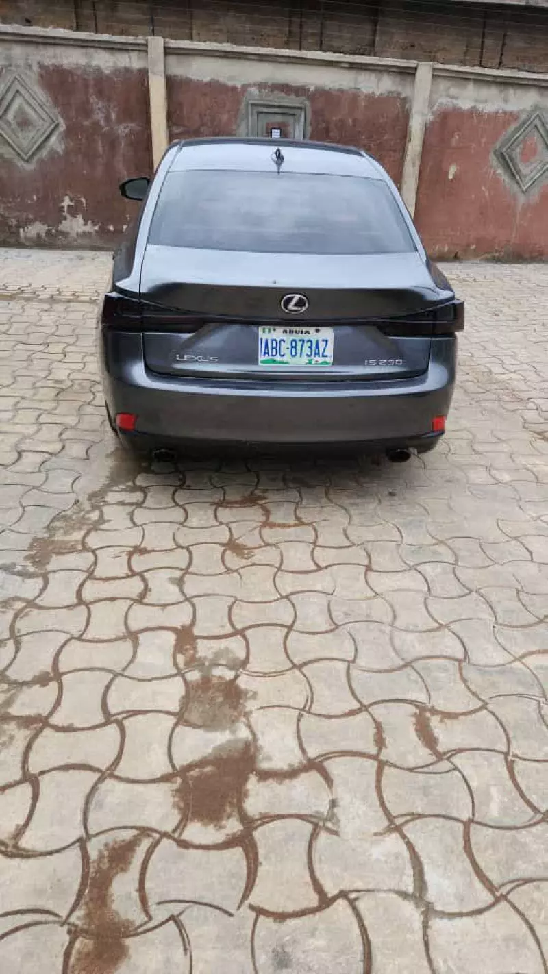 Lexus IS 250   - 2014