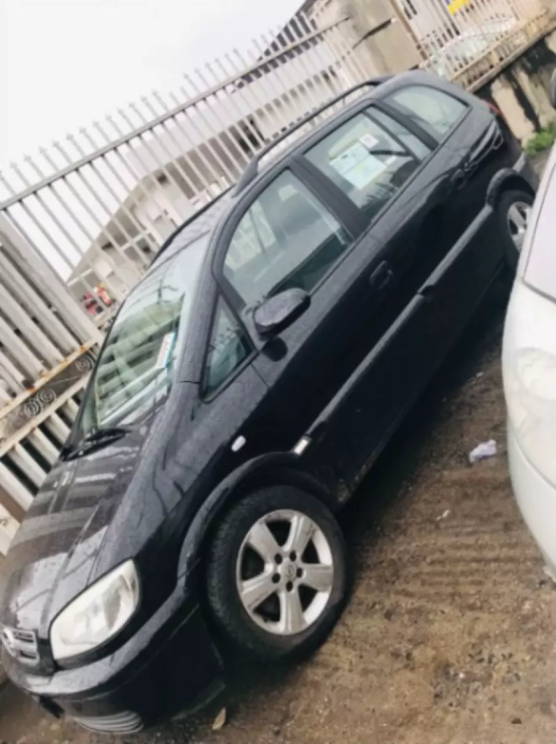 OPEL Zafira   - 2006