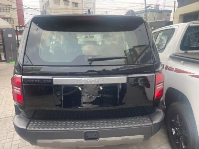 Toyota Prado   - 2024