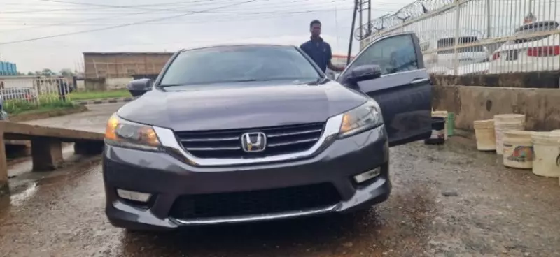 Honda Accord   - 2013