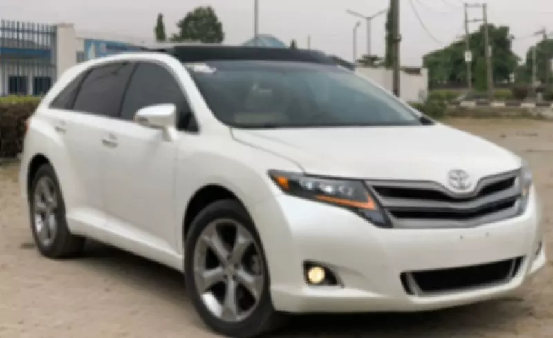 Toyota Venza   - 2014