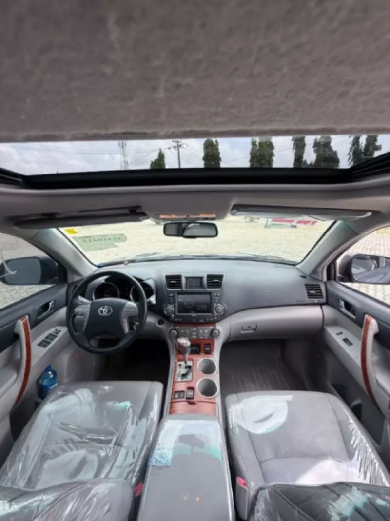 Toyota Highlander   - 2008