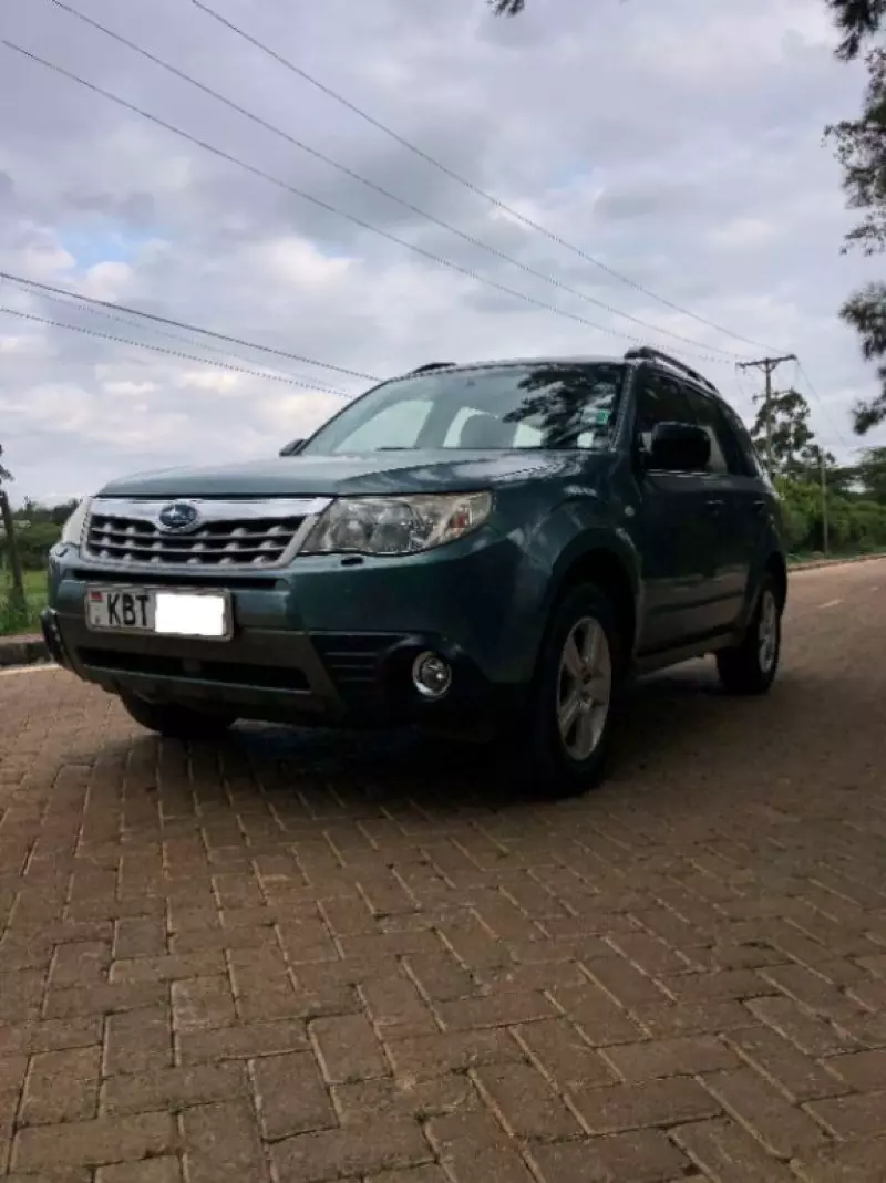 Subaru Forester   - 2012