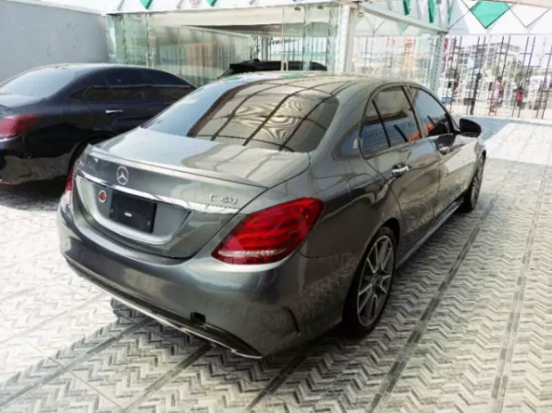 Mercedes-Benz C 43 AMG