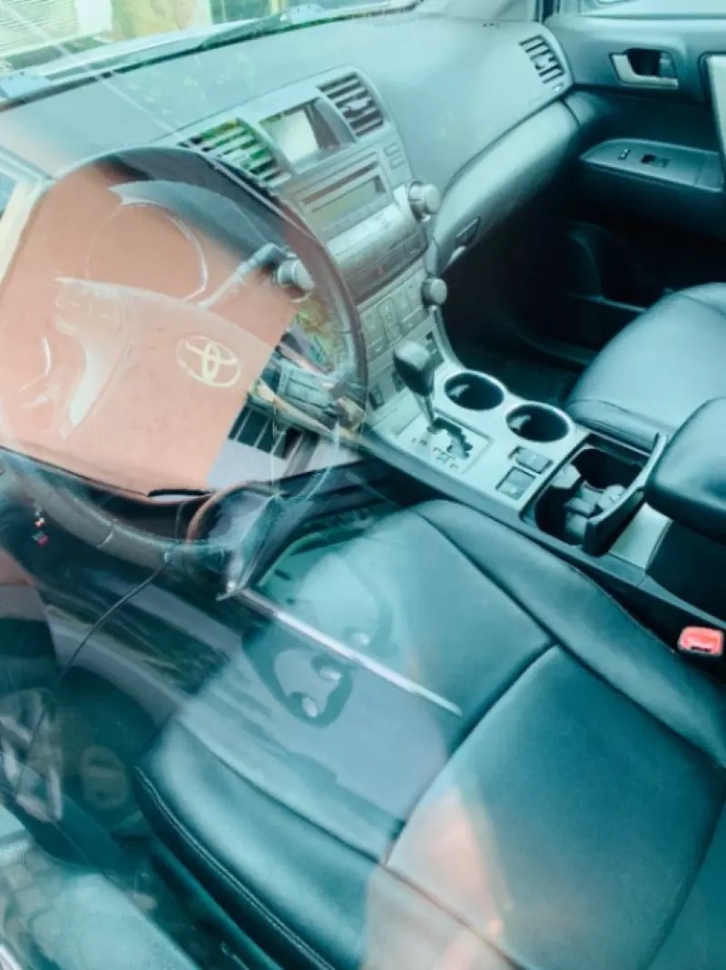 Toyota Highlander   - 2010