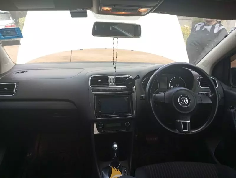 Volkswagen POLO   - 2010