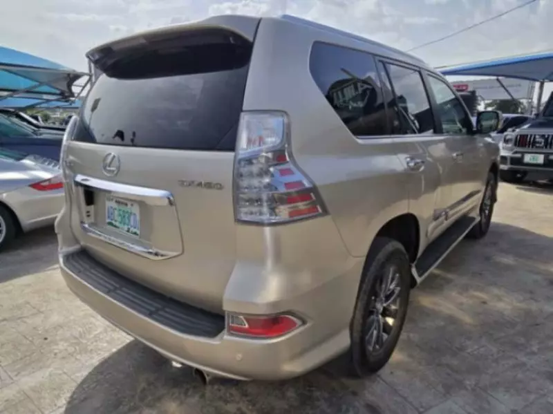 Lexus GX 460 - 2016