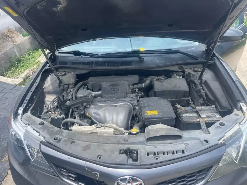 Toyota Camry   - 2014