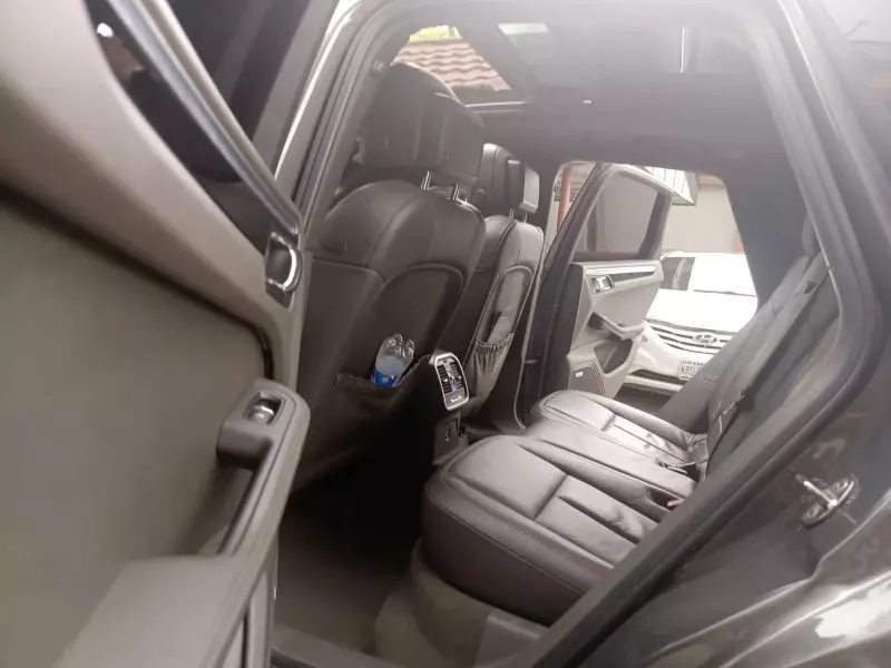 PORSCHE Macan   - 2018