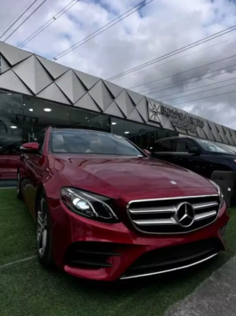 Mercedes-Benz E 300   - 2017