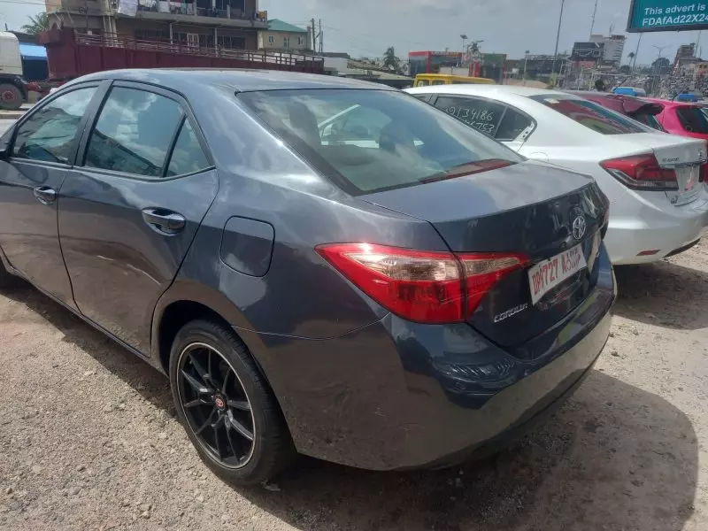 Toyota Corolla   - 2018