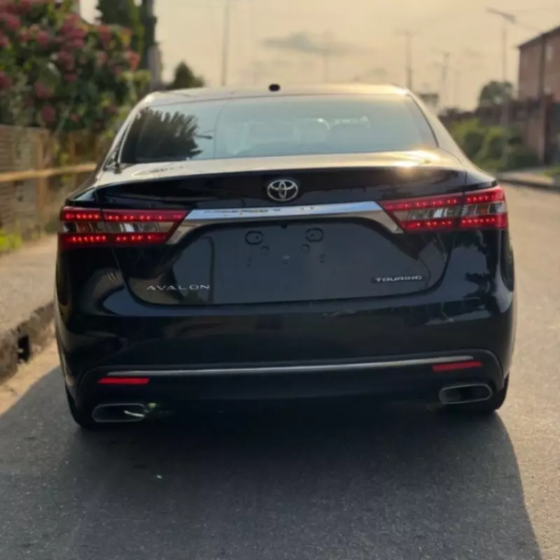 Toyota Avalon