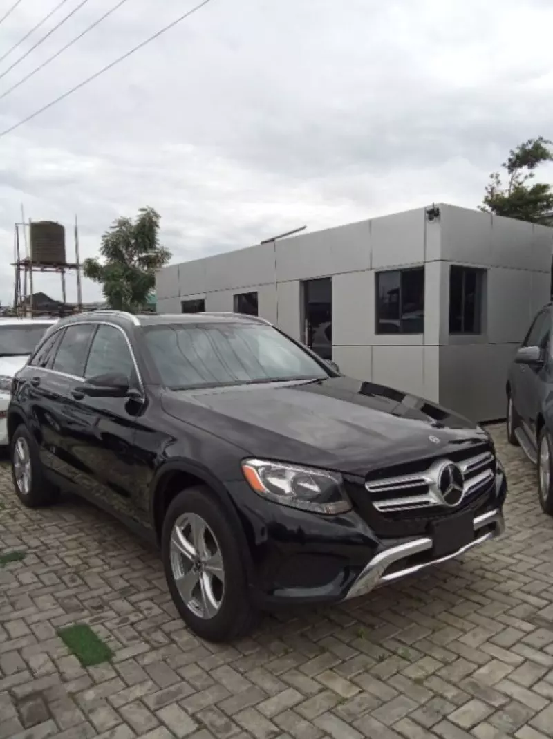 Mercedes-Benz GLC 300   - 2018
