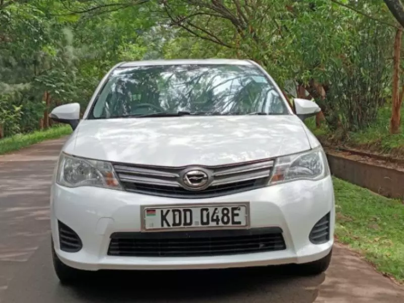Toyota Axio    - 2014