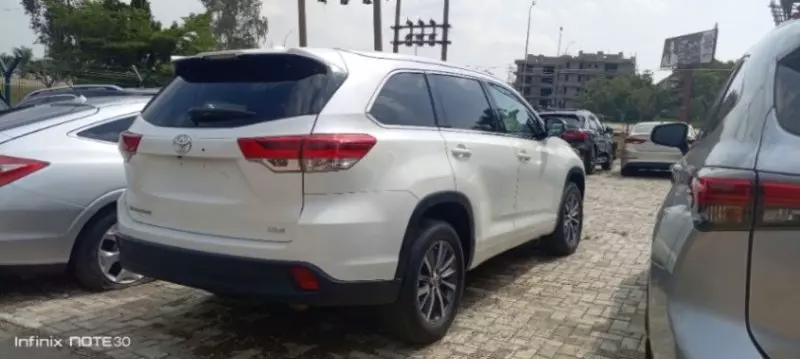 Toyota Grand Highlander   - 2018