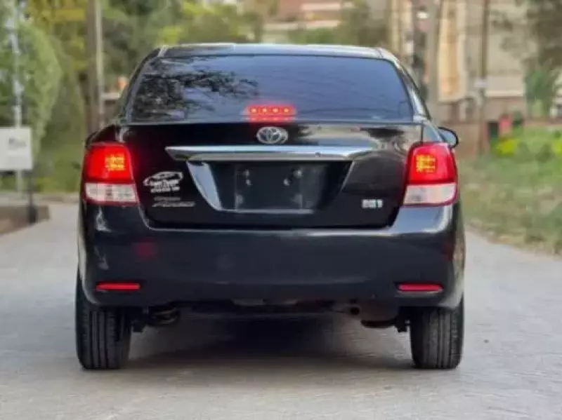 Toyota Axio    - 2015