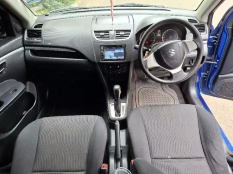 SUZUKI Swift   - 2012