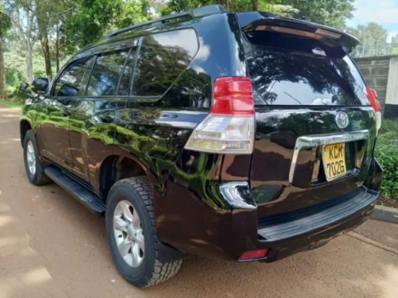 Toyota Landcruiser   - 2012
