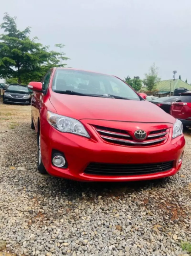 Toyota Corolla   - 2013
